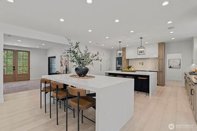 6993 N Fork Road SE, Snoqualmie, WA 98065