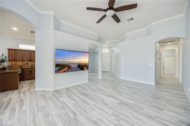 8700 Ibis Cove CIR, Naples, FL 34119