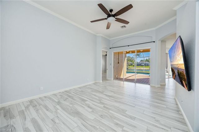 8700 Ibis Cove CIR, Naples, FL 34119