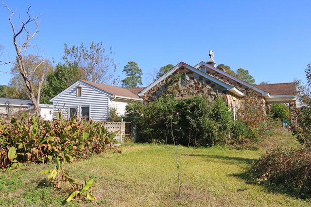 181 Louie Street, Wagener, SC 29164
