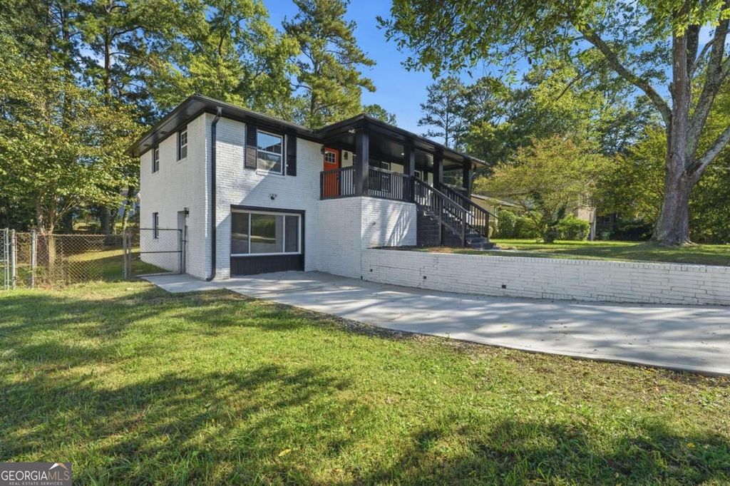 3869 Wisteria Lane SW, Atlanta, GA 30331 — photo 3