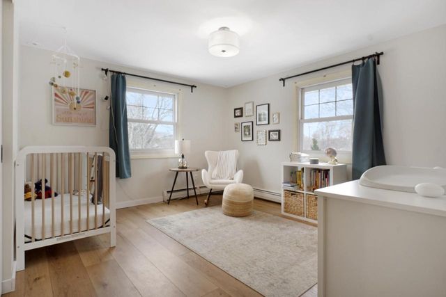 1523 W Liebau ROAD, Mequon, WI 53092