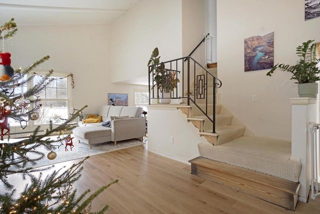 1523 W Liebau ROAD, Mequon, WI 53092