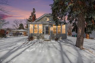 1019 E Windemere Avenue, Royal Oak Charter Township, MI 48073