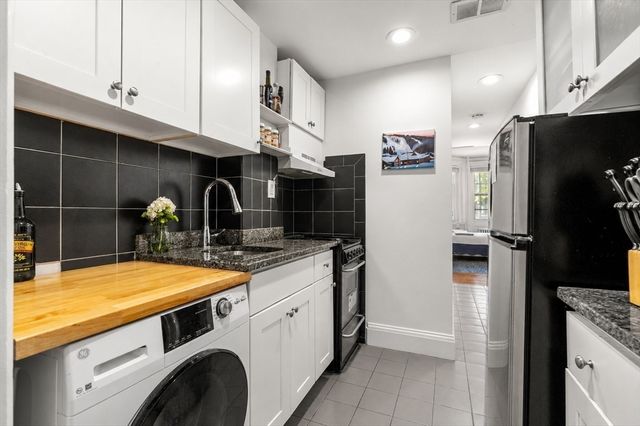 247 Beacon Street 2, Boston, MA 02116