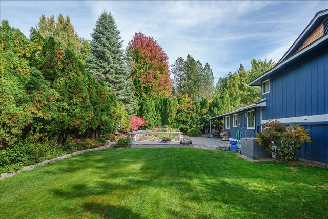 12107 S Player Dr, Spokane, WA 99223