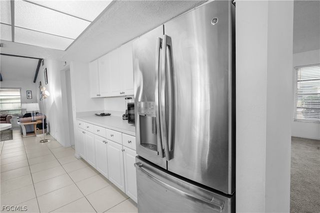 818 Monticello CT, Cape Coral, FL 33904