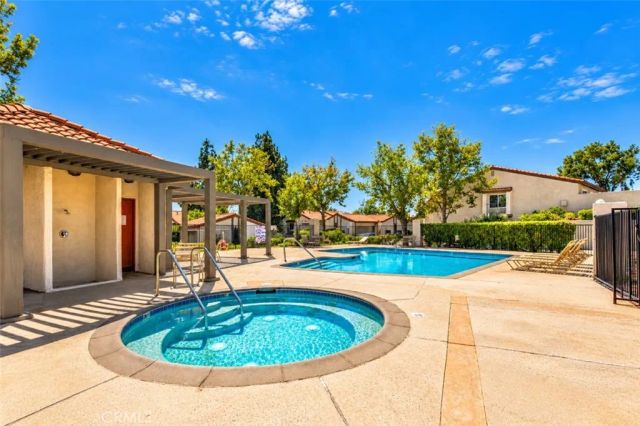 19565 Rinaldi Street 18, Porter Ranch, CA 91326
