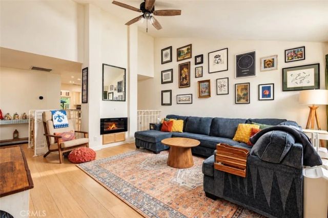 19565 Rinaldi Street 18, Porter Ranch, CA 91326