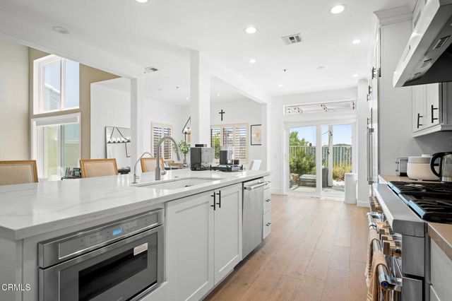 1800 Calle Suenos, Glendale, CA 91208