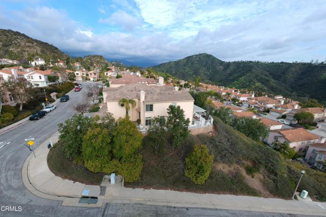 1800 Calle Suenos, Glendale, CA 91208