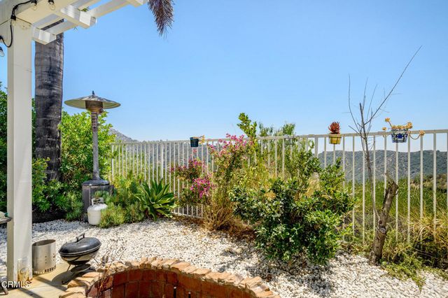 1800 Calle Suenos, Glendale, CA 91208