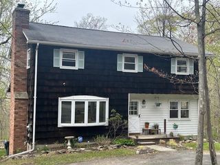 307 Greeves Road, New Hampton, NY 10958