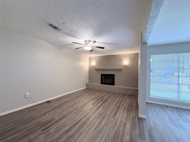 7301 Cardinal Circle, Texas City, TX 77591