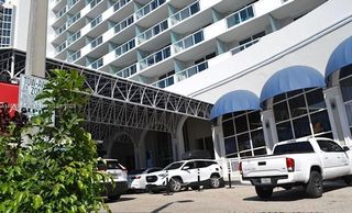 19201 Collins Ave 729, Sunny Isles Beach, FL 33160