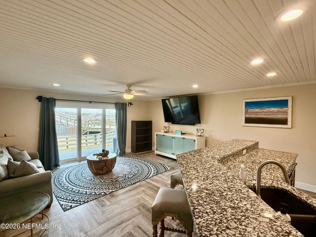 1701 1ST Street N 2B, Jacksonville Beach, FL 32250