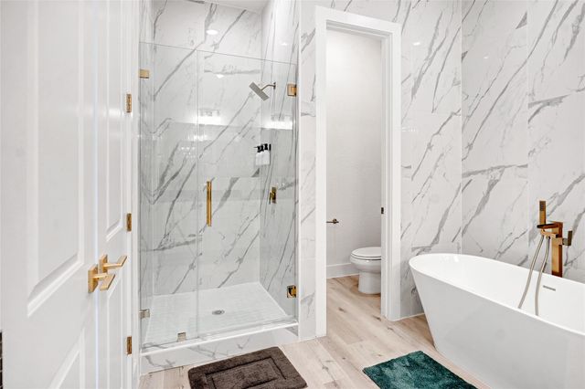 5908 St Augustine Street F, Houston, TX 77021