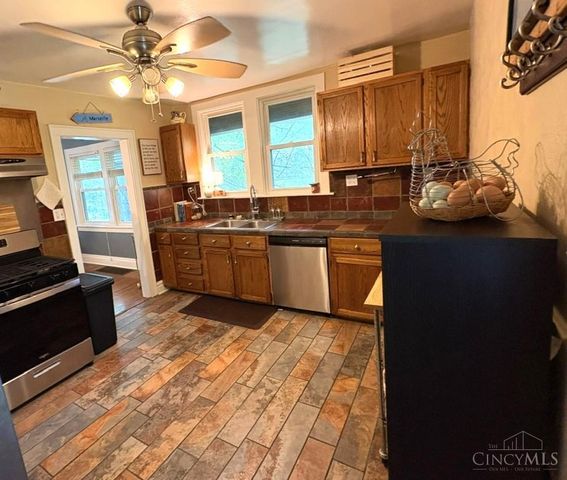 6934 Merwin Avenue, Cincinnati, OH 45227