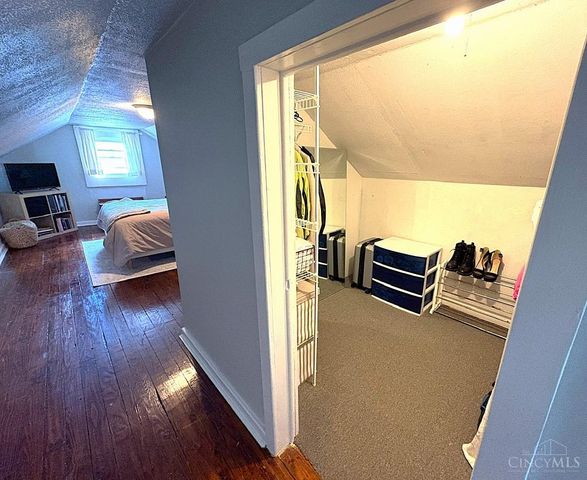 6934 Merwin Avenue, Cincinnati, OH 45227