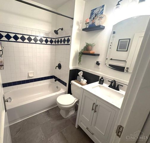 6934 Merwin Avenue, Cincinnati, OH 45227