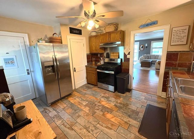 6934 Merwin Avenue, Cincinnati, OH 45227