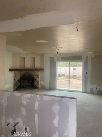 9286 Espada Avenue, Hesperia, CA 92345