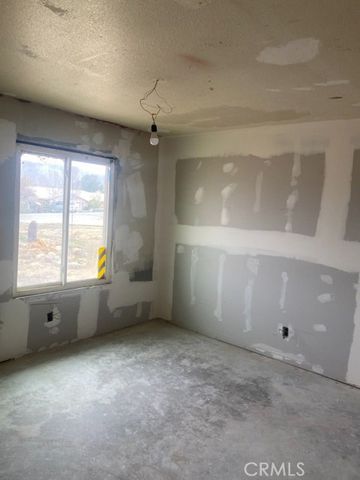 9286 Espada Avenue, Hesperia, CA 92345