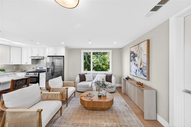 5935 Kauffman Ave. B, Temple City, CA 91780