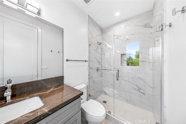 5935 Kauffman Ave. B, Temple City, CA 91780