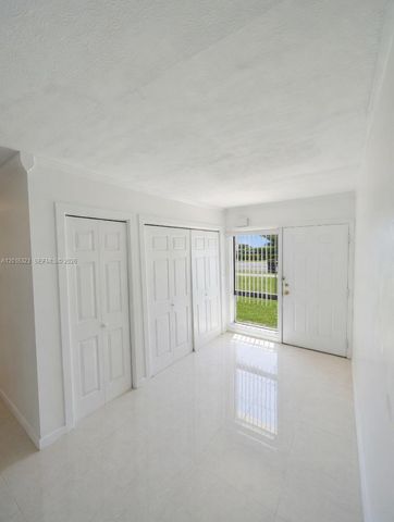 261 NE 40th St 261, Deerfield Beach, FL 33064