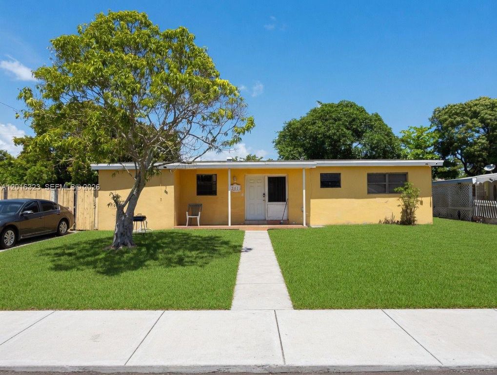 261 NE 40th St 261, Deerfield Beach, FL 33064