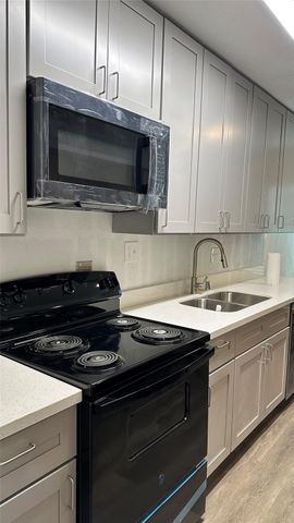 6200 Ranchester Drive 230, Houston, TX 77036