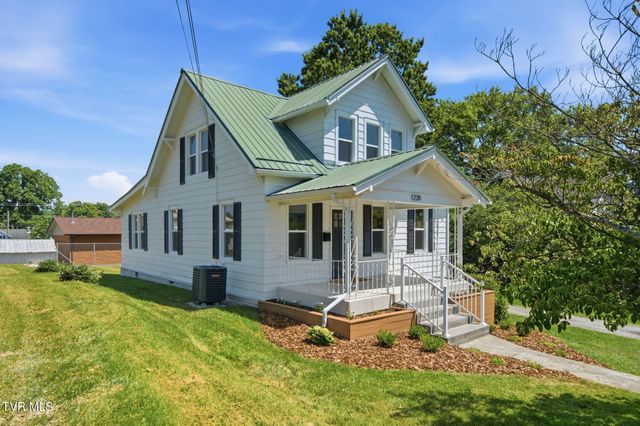 1220 Massachusetts Avenue, Bristol, VA 24201