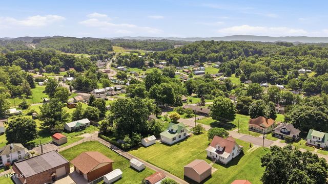 1220 Massachusetts Avenue, Bristol, VA 24201
