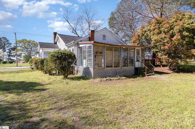 96 Main Street, Pelzer, SC 29669
