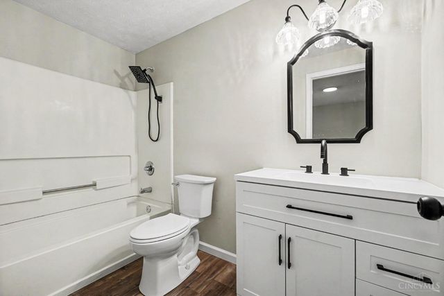423 Lorelei Drive, Perry Twp, OH 45118