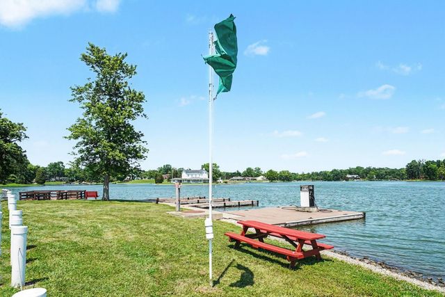 423 Lorelei Drive, Perry Twp, OH 45118