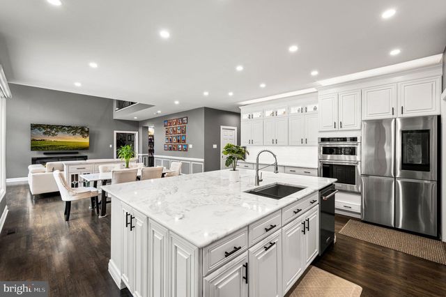3219 SARUM FARM LN, Garnet Valley, PA 19060