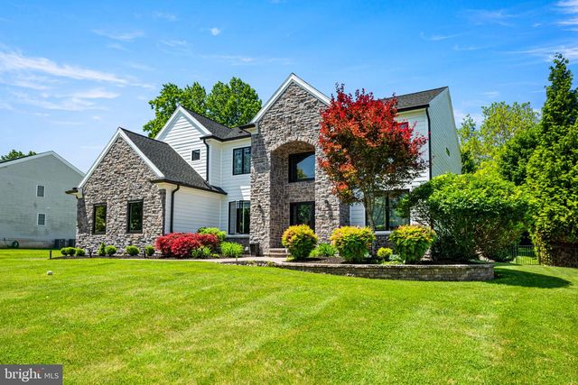 3219 SARUM FARM LN, Garnet Valley, PA 19060