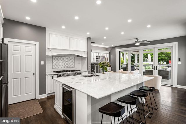3219 SARUM FARM LN, Garnet Valley, PA 19060