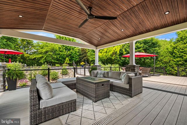 3219 SARUM FARM LN, Garnet Valley, PA 19060