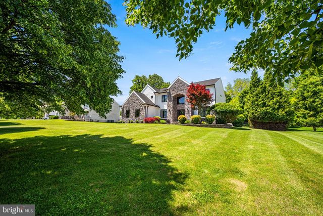 3219 SARUM FARM LN, Garnet Valley, PA 19060