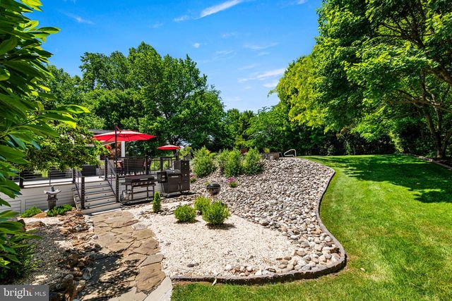 3219 SARUM FARM LN, Garnet Valley, PA 19060