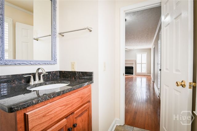 1010 Charles Court, Statham, GA 30666