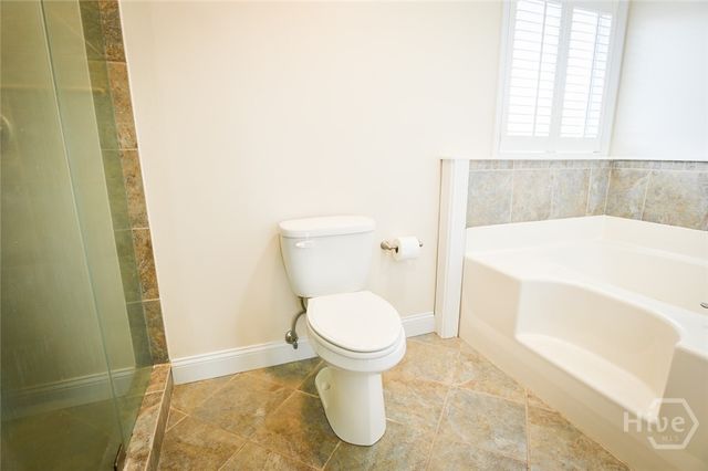 1010 Charles Court, Statham, GA 30666