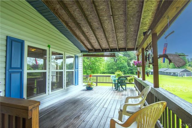 28 Hawthorne Road, Schroeppel, NY 13069