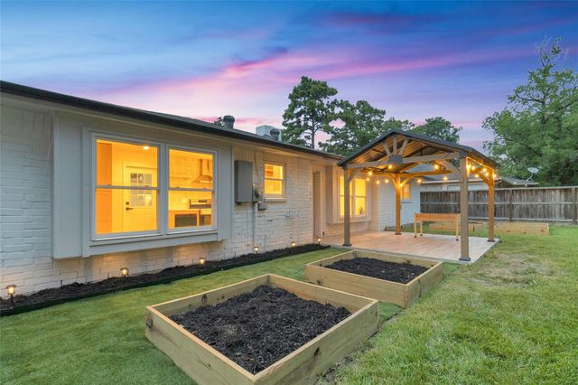 4439 Reynaldo Drive, Spring, TX 77373