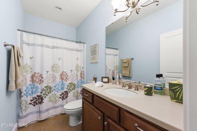 48 Saddle Brook Lane, Crossville, TN 38571