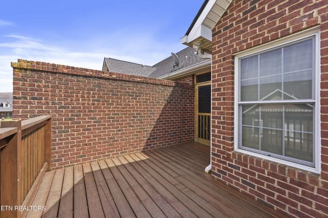 48 Saddle Brook Lane, Crossville, TN 38571