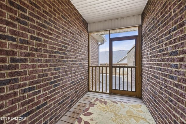 48 Saddle Brook Lane, Crossville, TN 38571